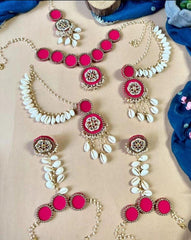 Kundan Work Necklace Set