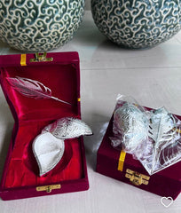 Traditional Tilak Dibbi with Decorative Box – Elegant Kumkum Holder for Pooja & Gifting