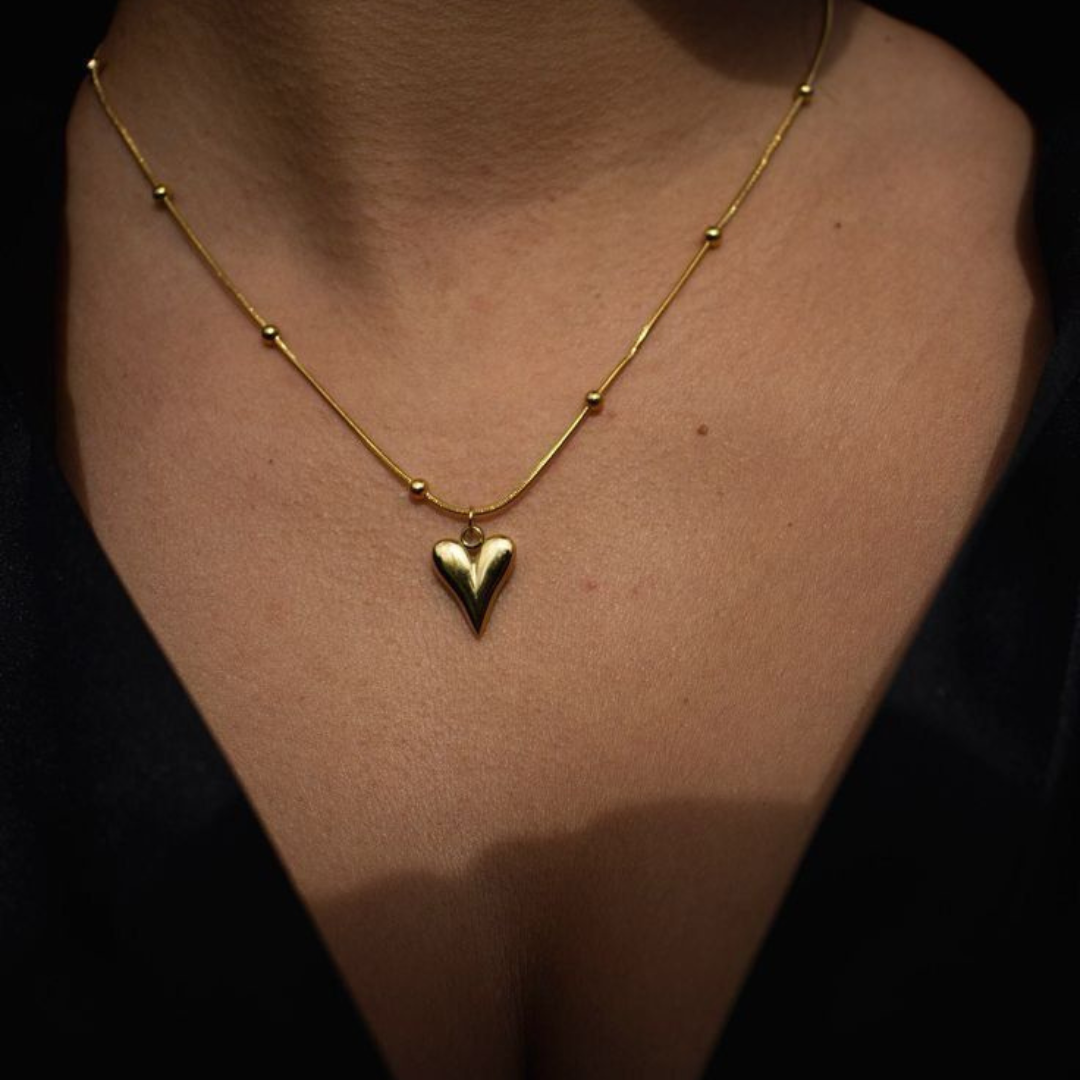 Antiarins Heart Pendent with Chain