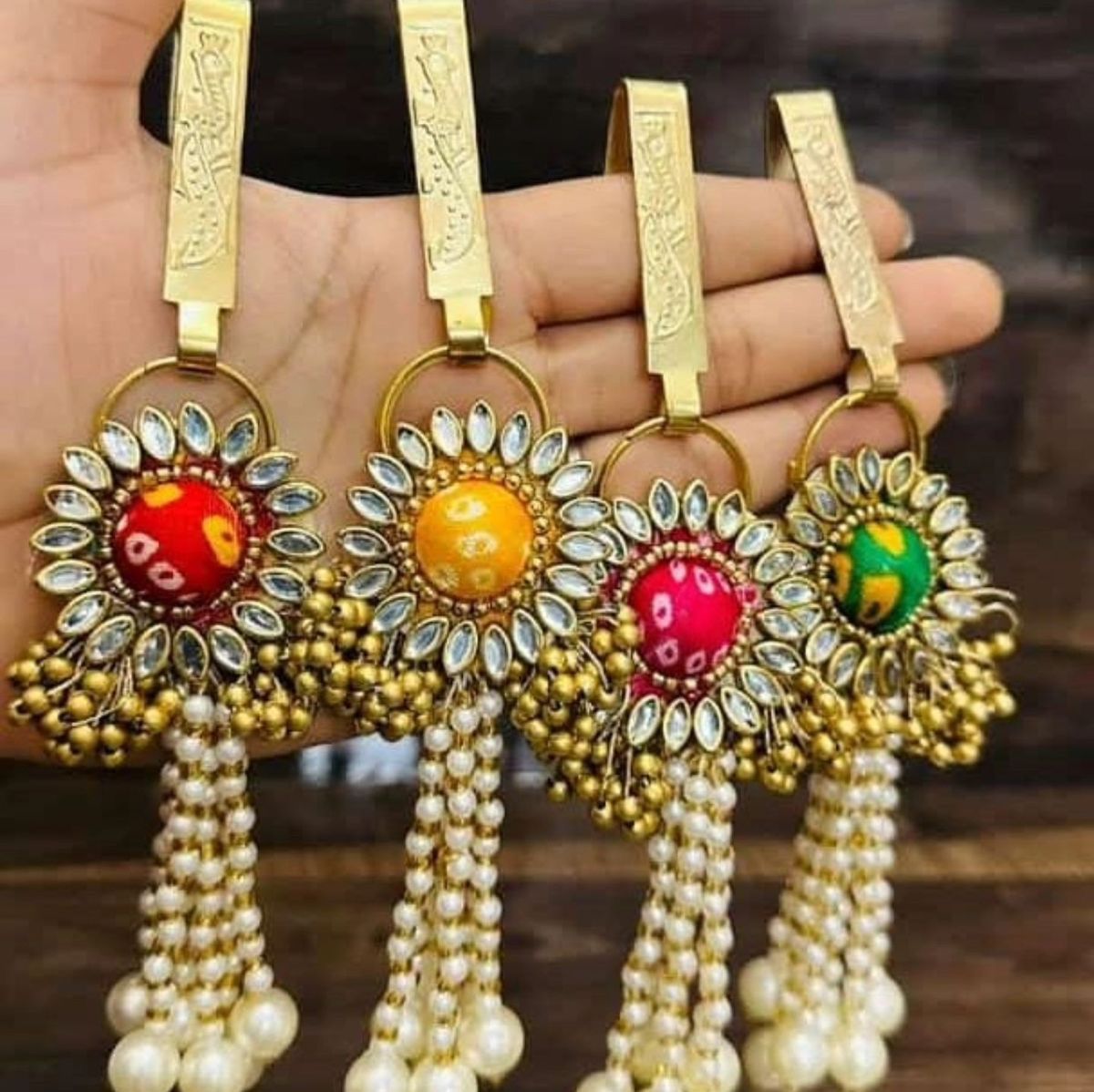 Satka Key Chain Mix Colour