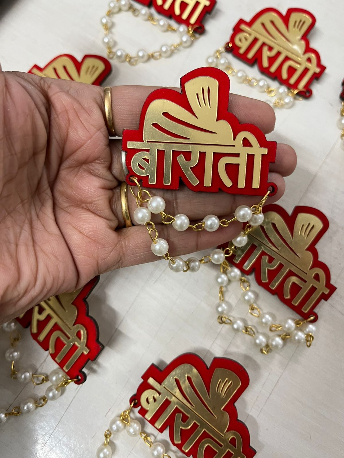 Barati Weeding Brooch MDF