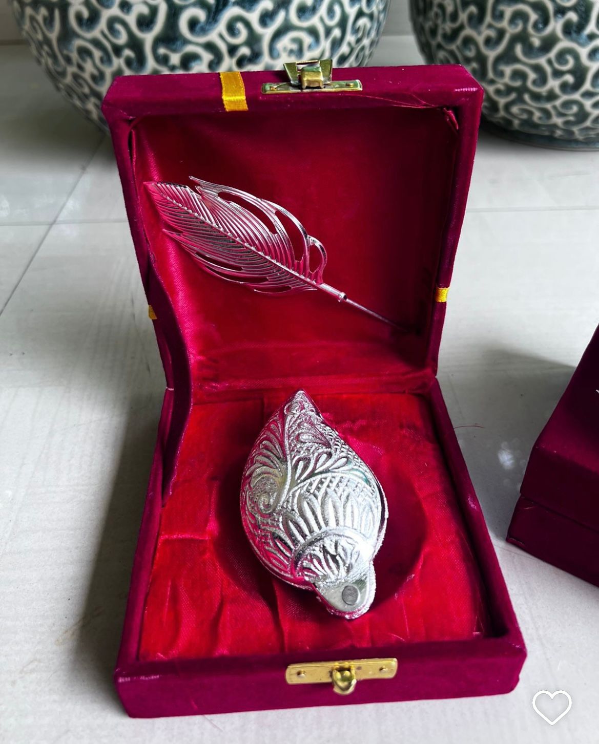 Traditional Tilak Dibbi with Decorative Box – Elegant Kumkum Holder for Pooja & Gifting